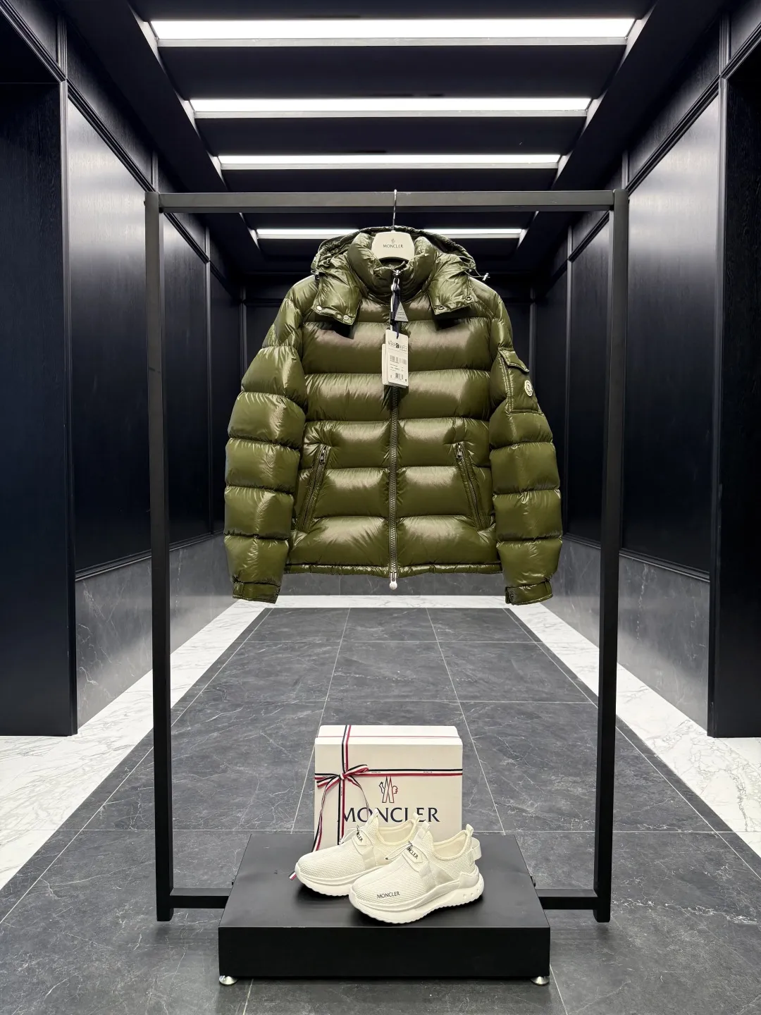 Moncler Maya Jacket Olive Green Quilted - Image 3