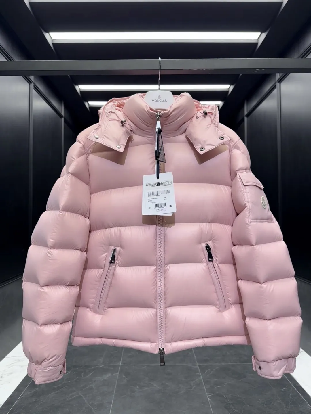 Moncler Maire Short Down Jacket Pink Glossy - Image 5