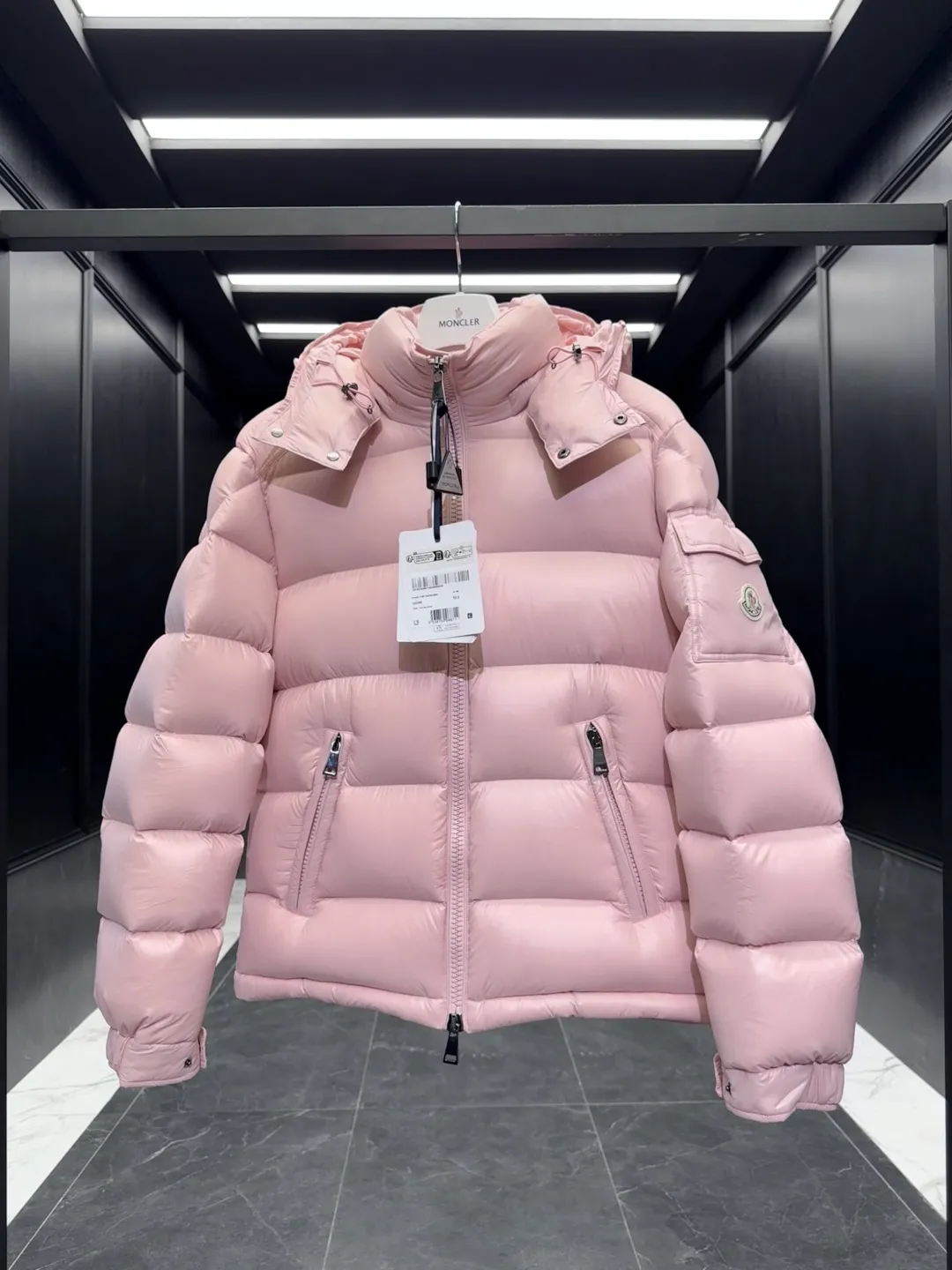 Moncler Maire Short Down Jacket Pink Glossy - Image 6