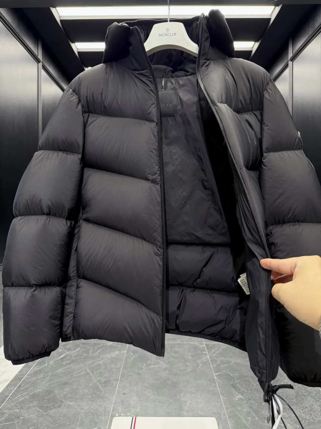 Moncler Forez Down Jacket Black Hooded - Image 9