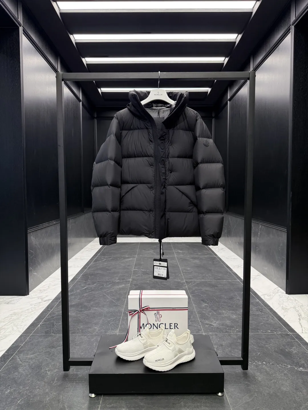 Moncler Madeira Down Jacket Black Short - Image 4