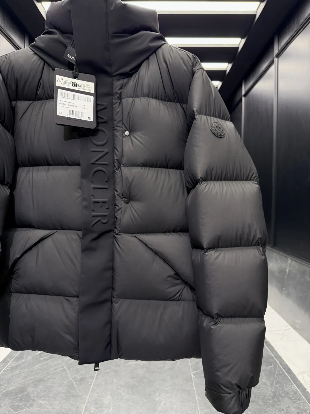 Moncler Madeira Down Jacket Black Short - Image 6