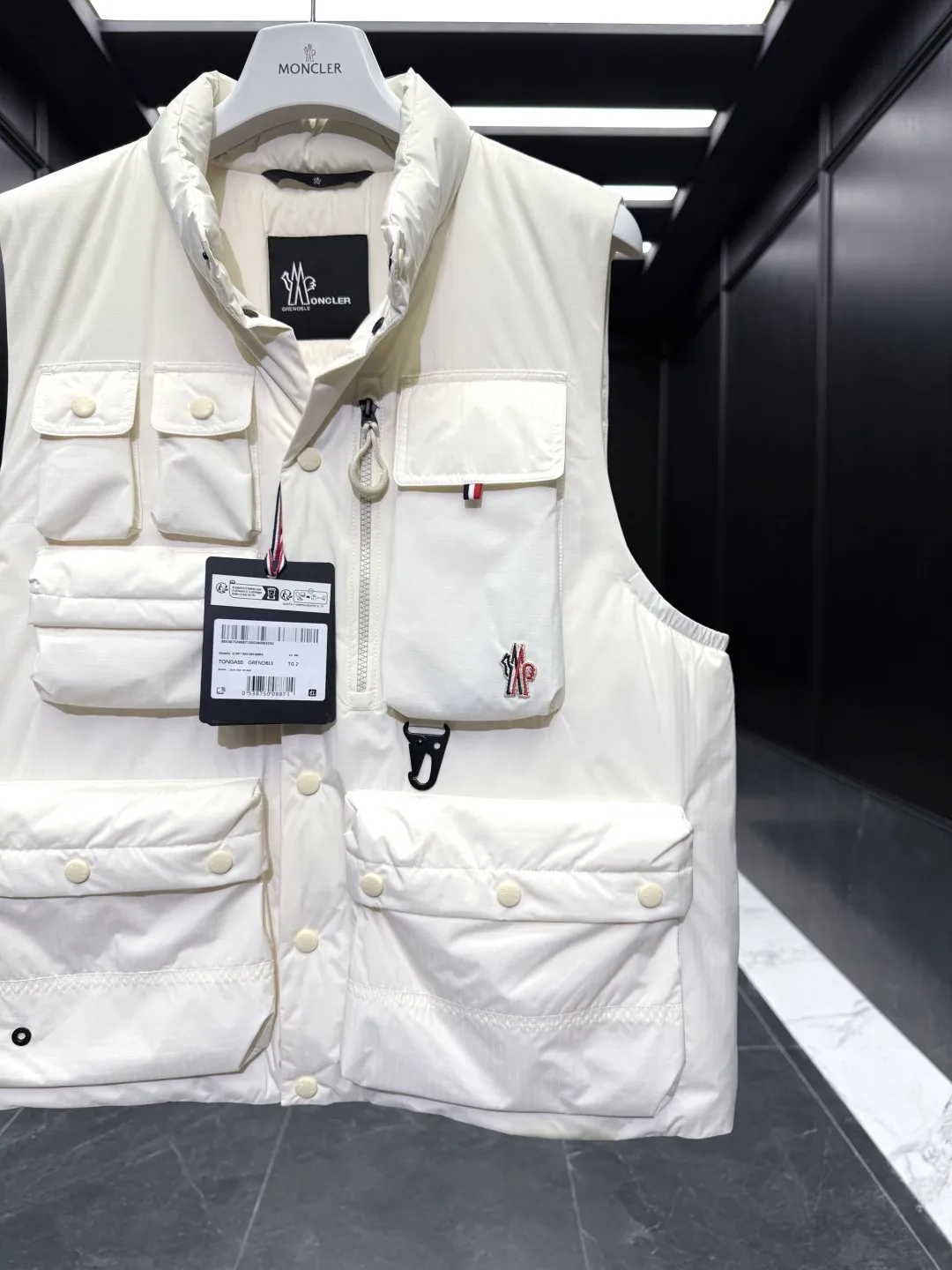 Moncler Grenoble Tongass Vest Off White - Image 7