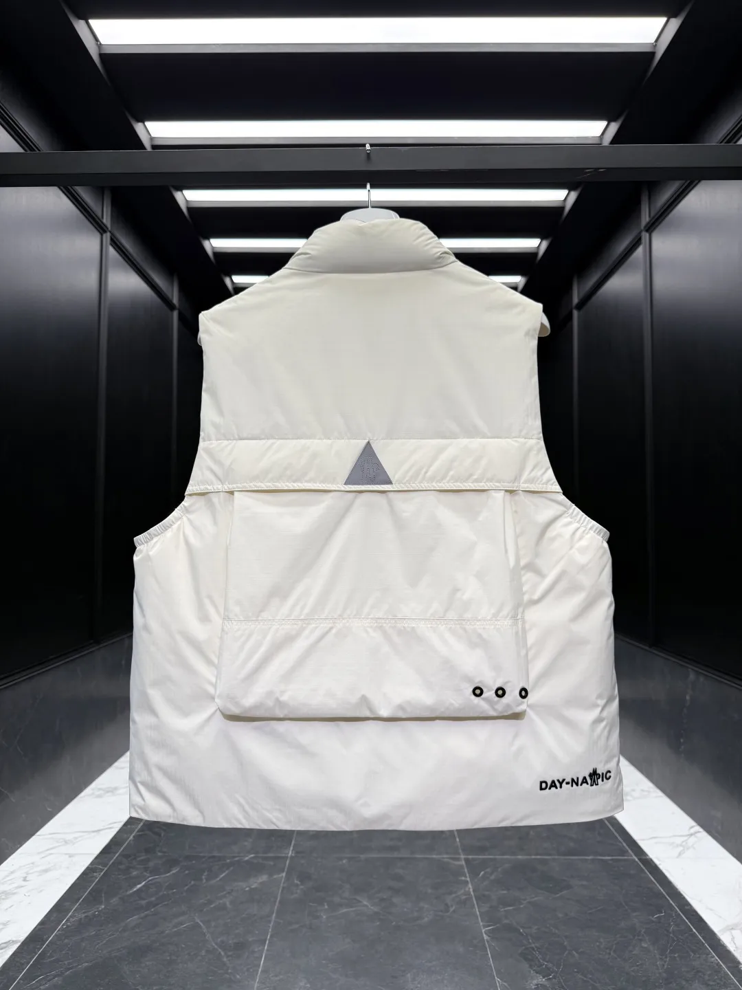 Moncler Grenoble Tongass Vest Off White - Image 9