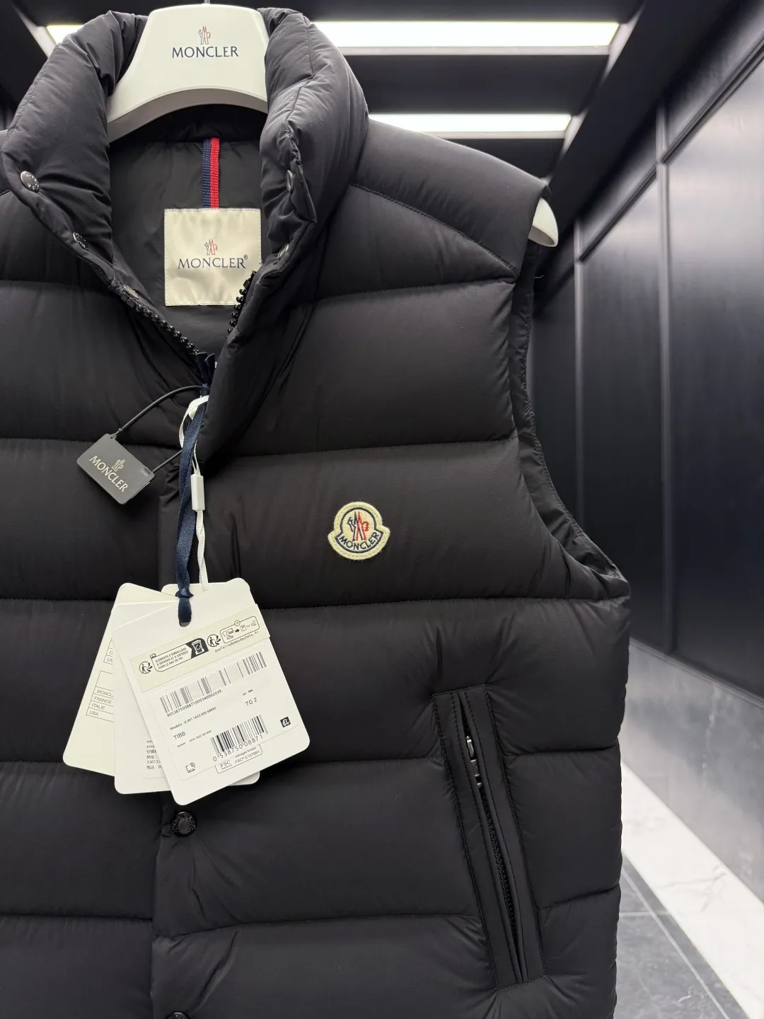 Moncler Tibb Vest Black Matte Finish - Image 7