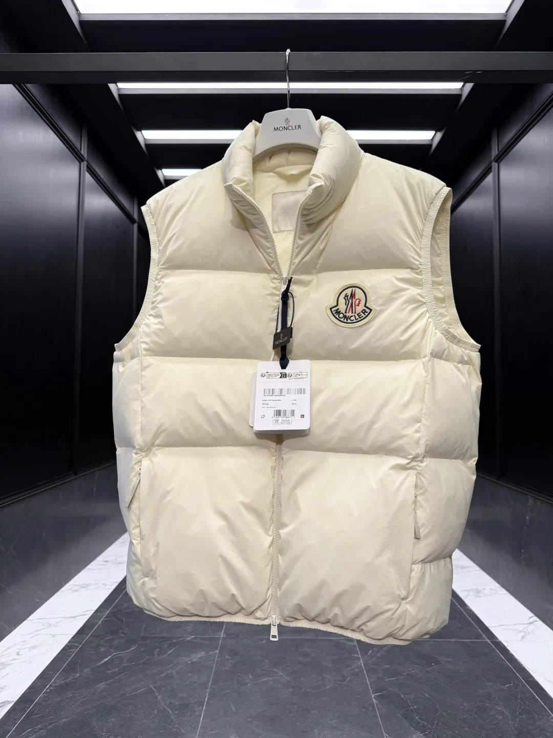 Moncler Almaz Down Vest Cream Quilted - Image 7