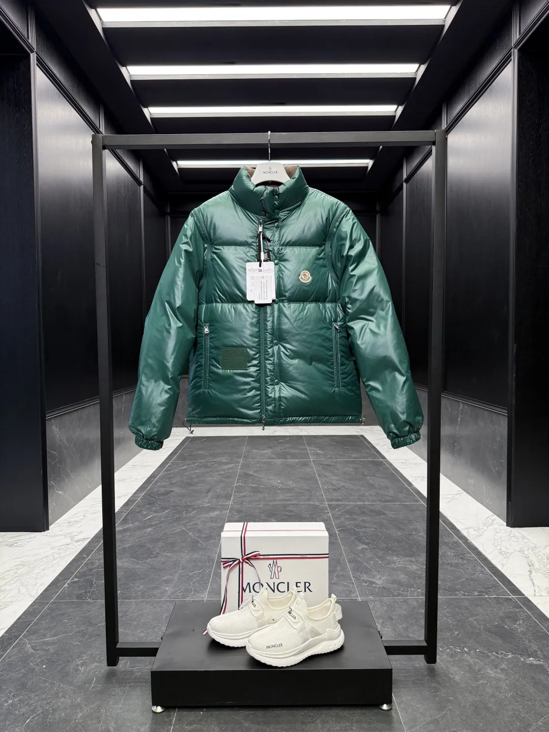 Moncler Verone Reversible Down Jacket Brown - Image 8