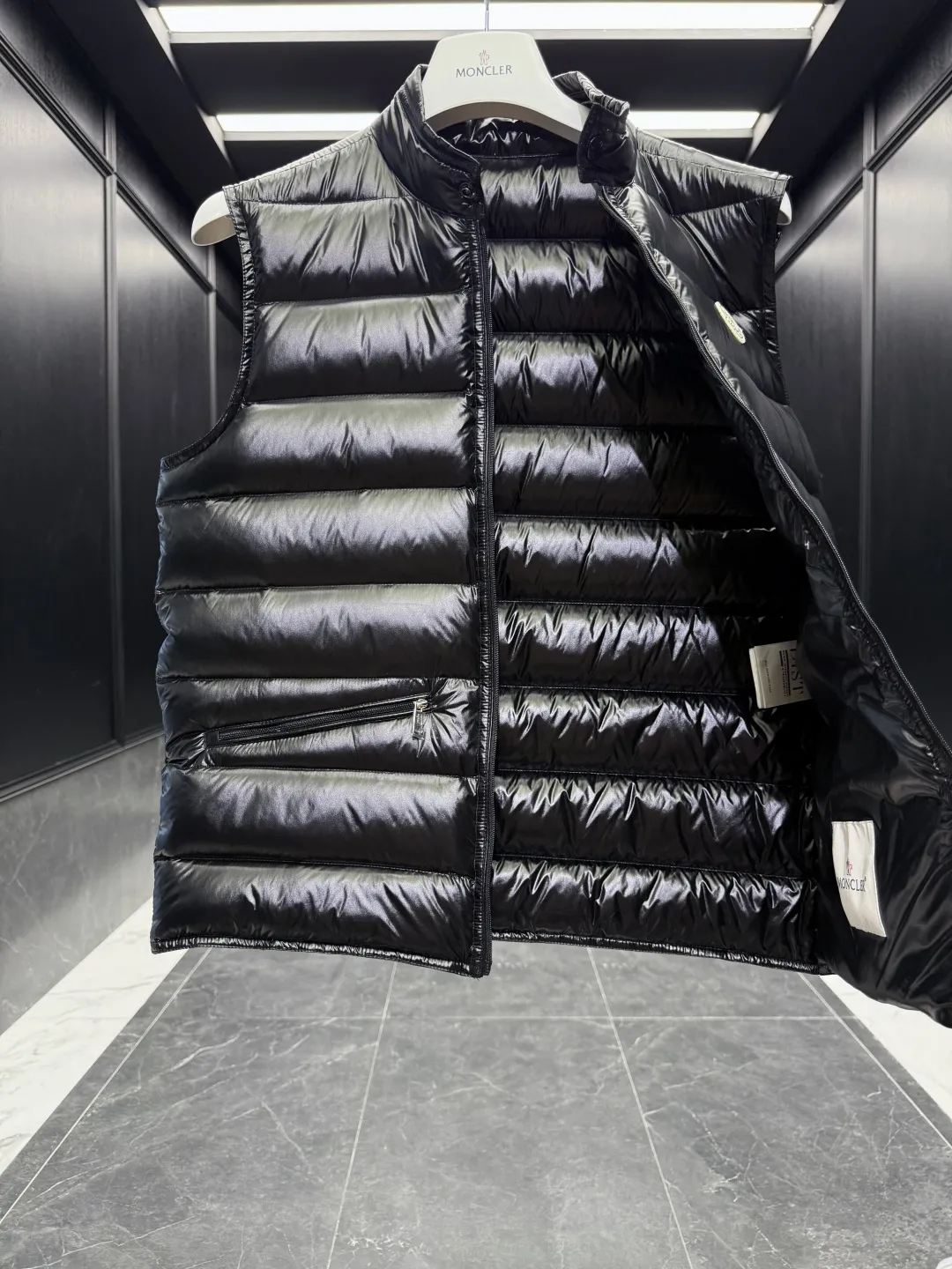 Moncler Gui Vest Black Lightweight Design - Image 9