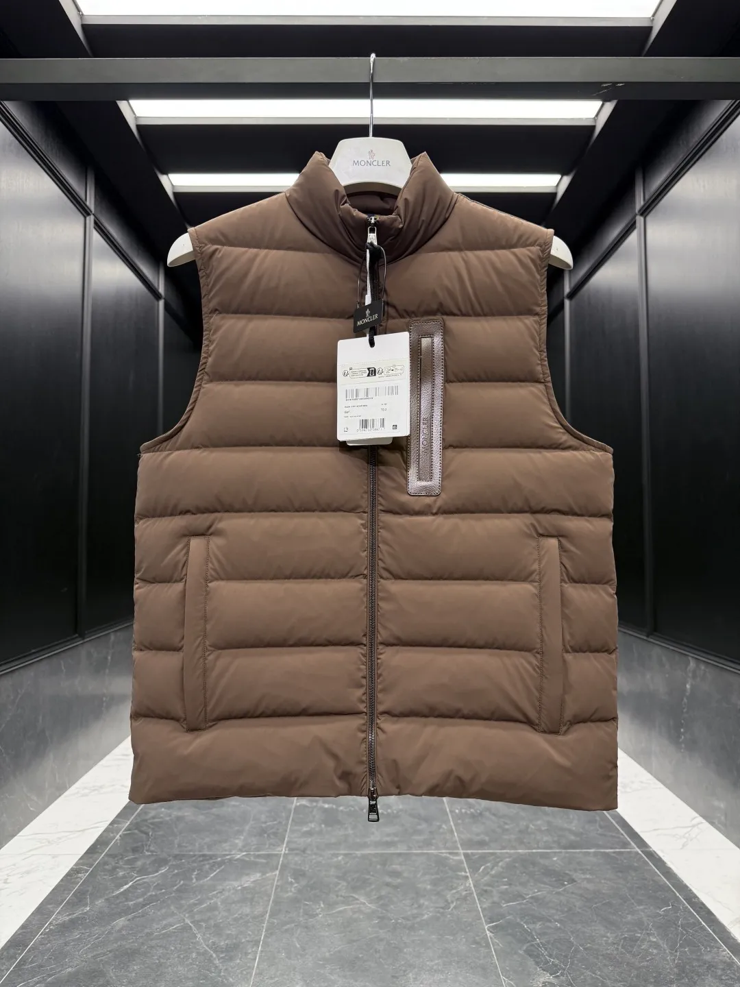 Moncler Giaf Vest Brown Matte Style - Image 5