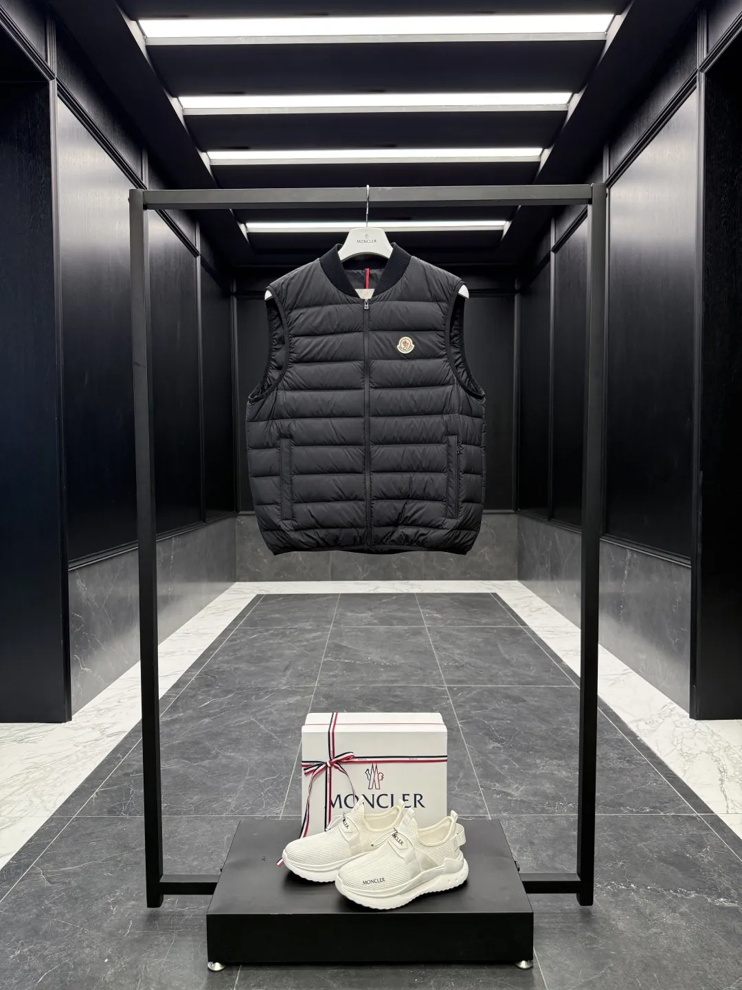 Moncler Verney 3in1 Down Jacket Black Quilted