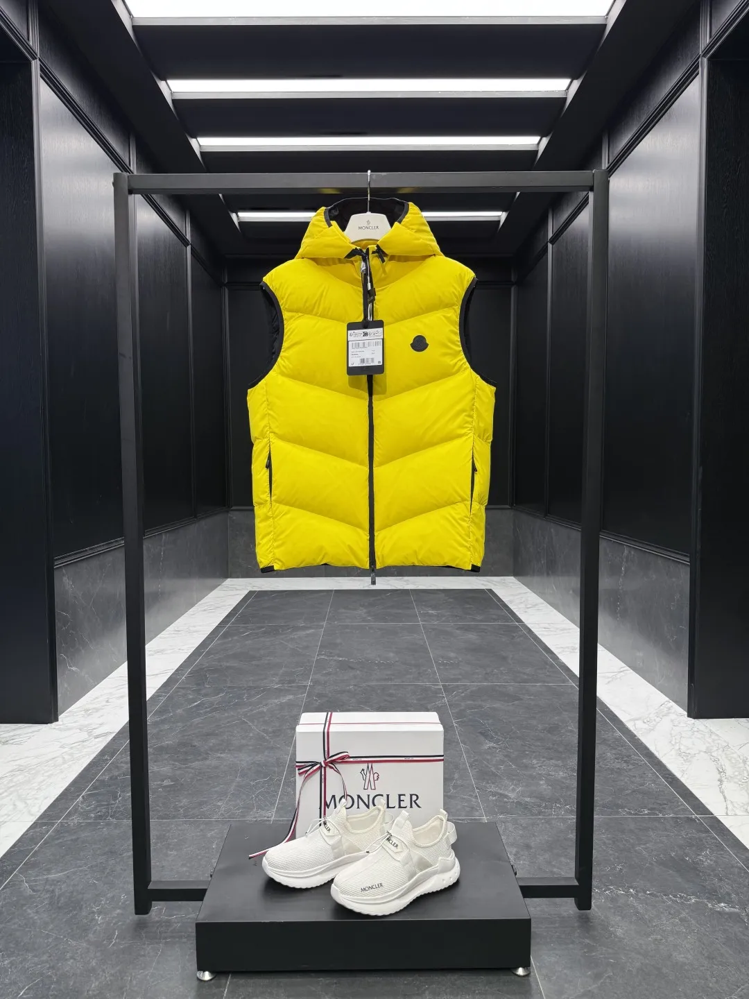 Moncler Guersac Quilted Vest Yellow Sleeveless