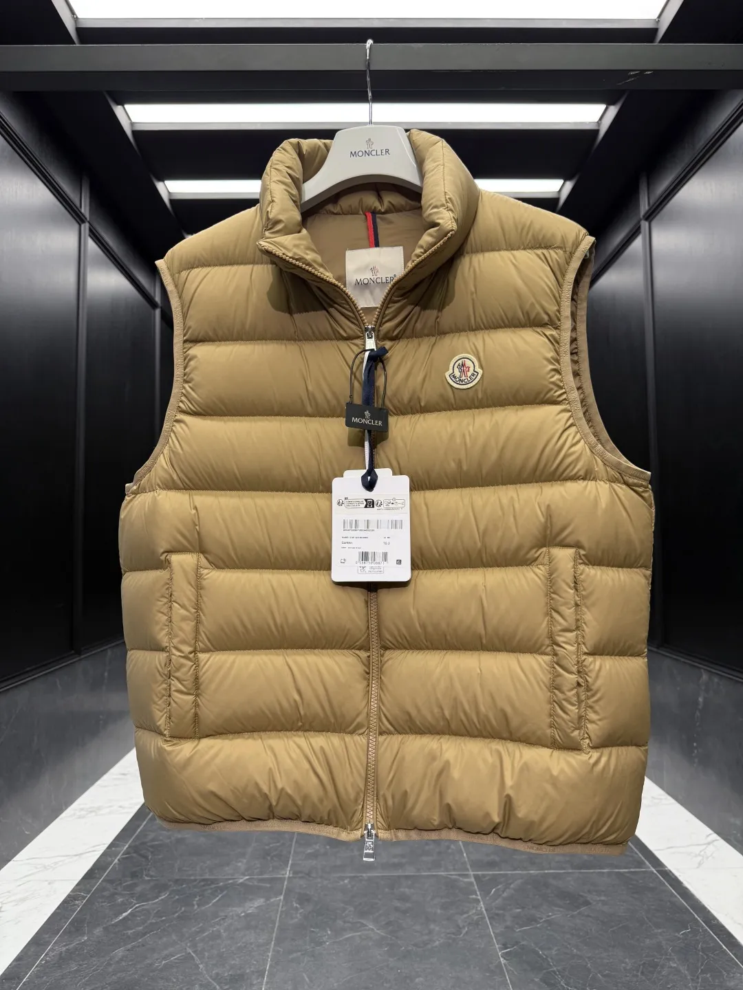 Moncler Contrin Mens Vest Beige Quilted - Image 6