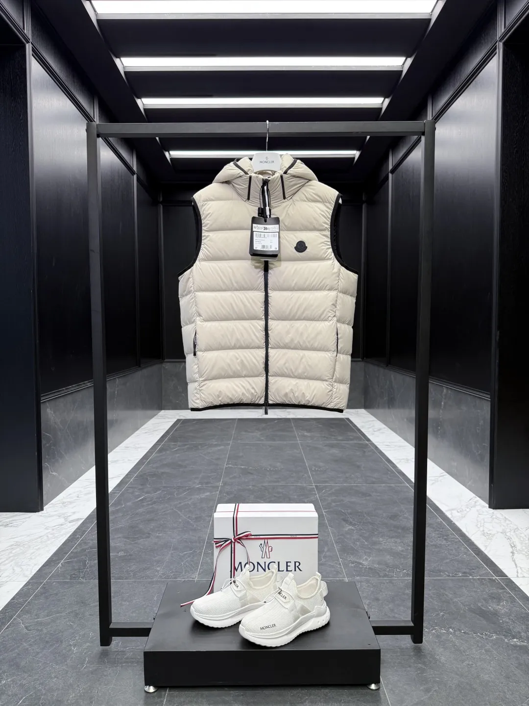 Moncler Valmasque Down Vest Beige Hooded