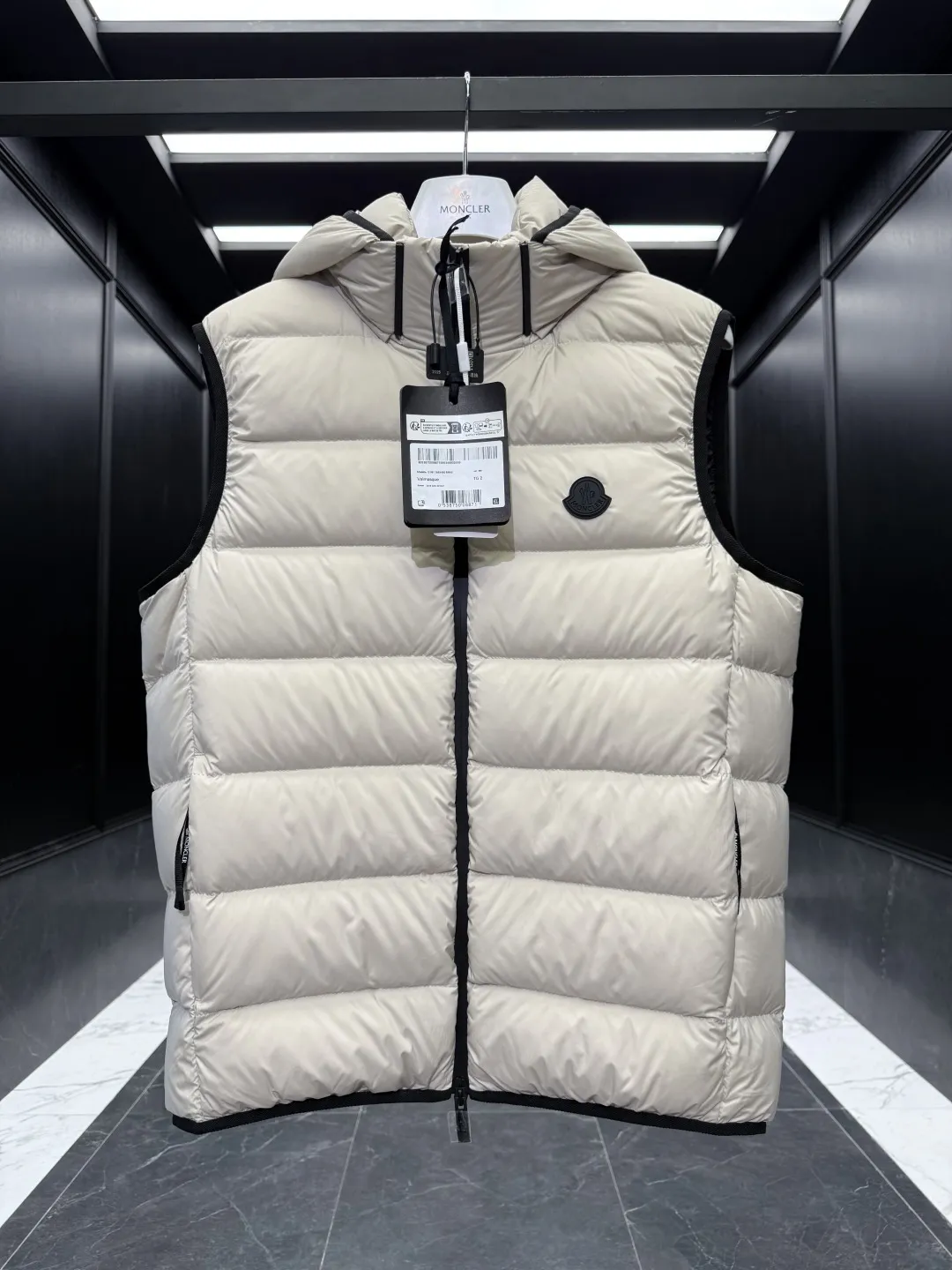 Moncler Valmasque Down Vest Beige Hooded - Image 6