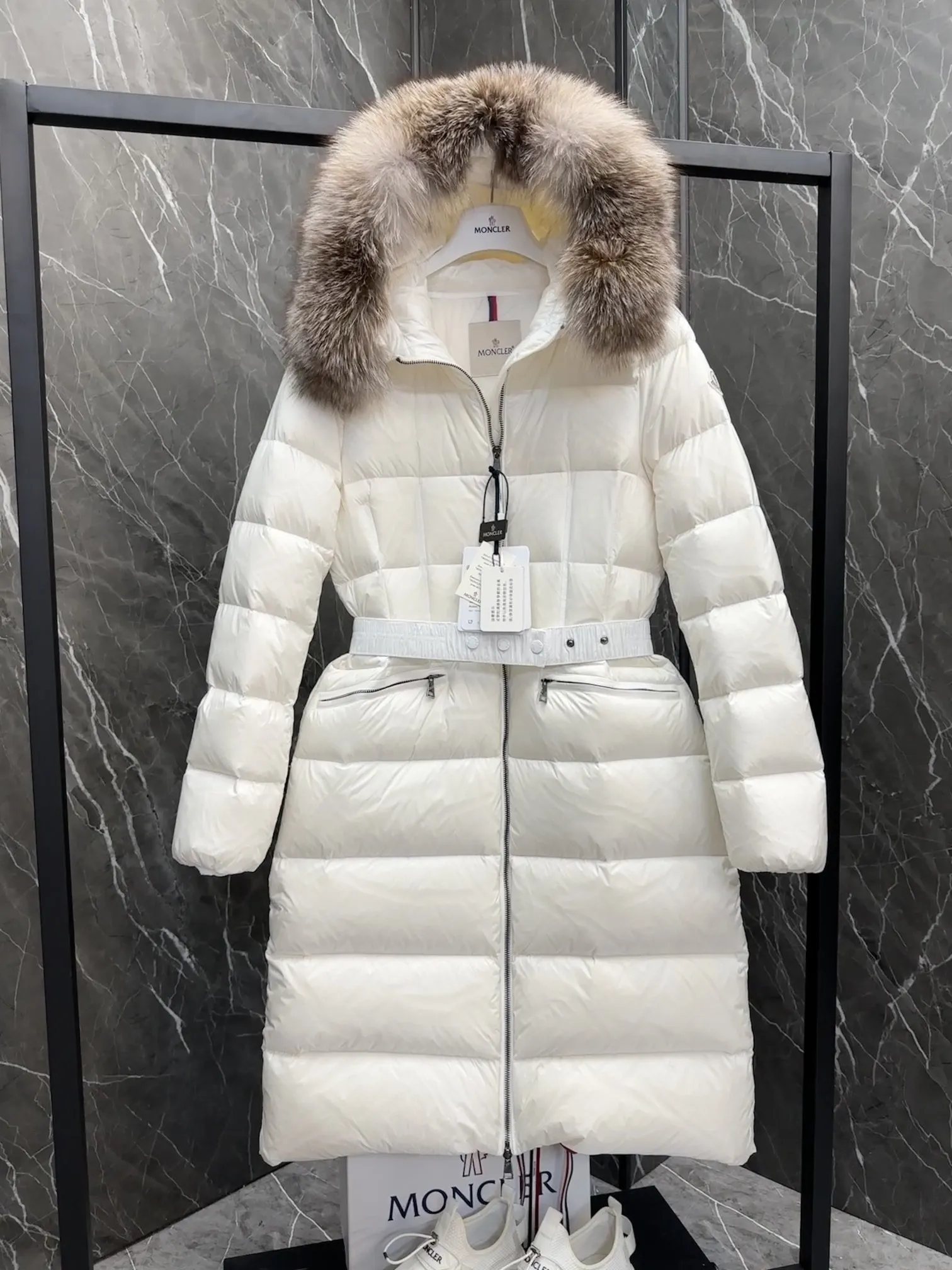 Moncler Boedic Down Jacket White Fur Trim - Image 6