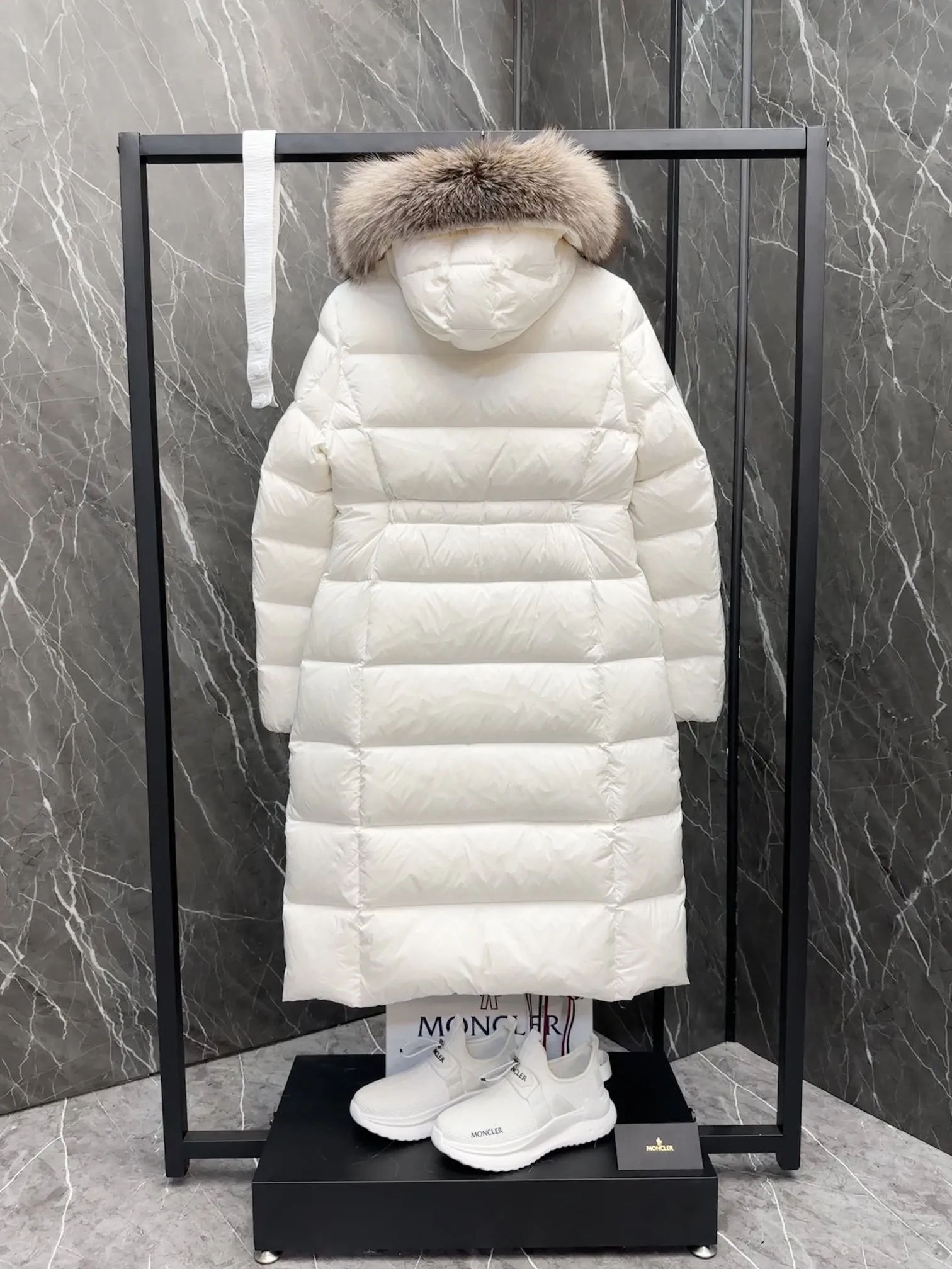 Moncler Boedic Down Jacket White Fur Trim - Image 10