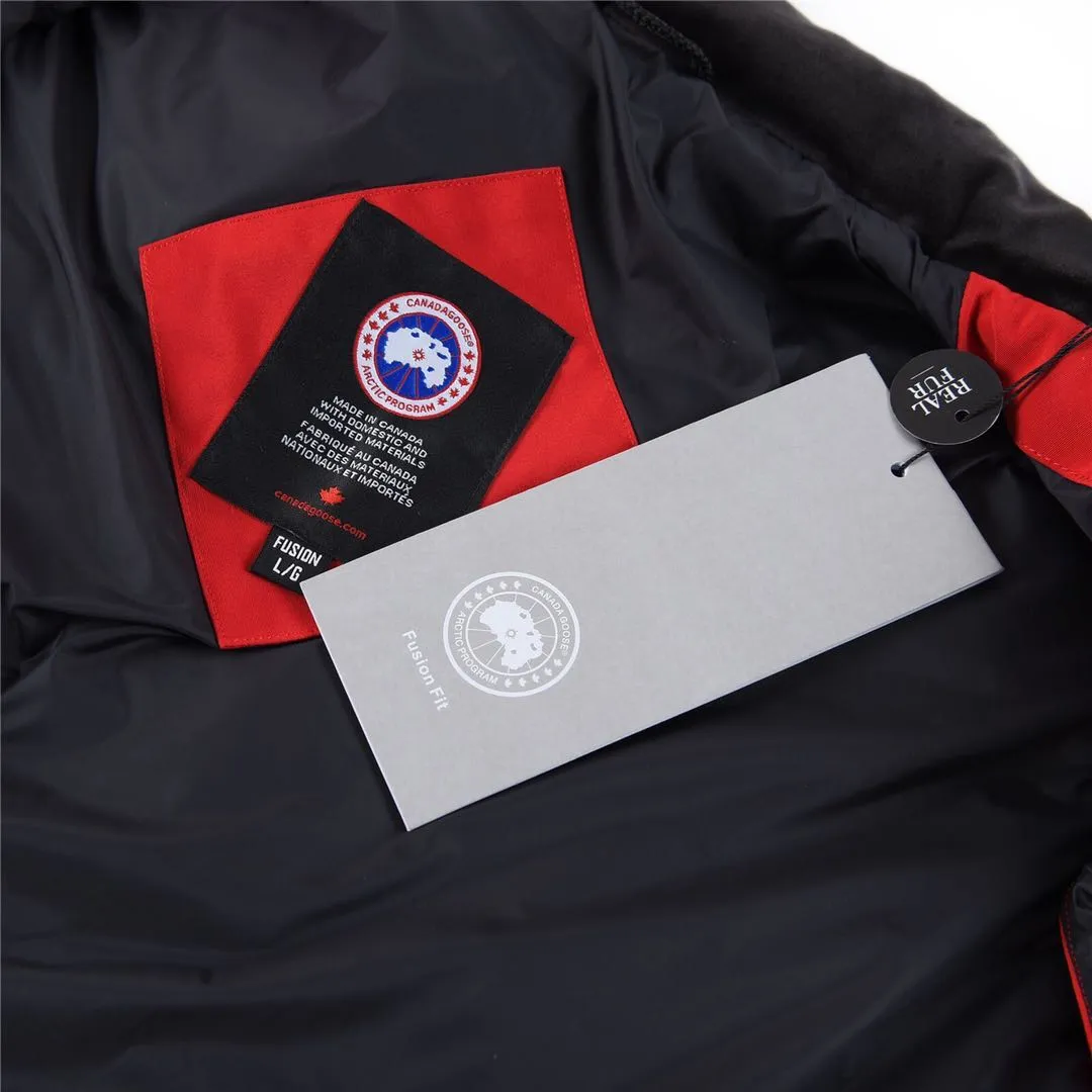 Canada Goose Duncan 4157M Red Vest - Image 9