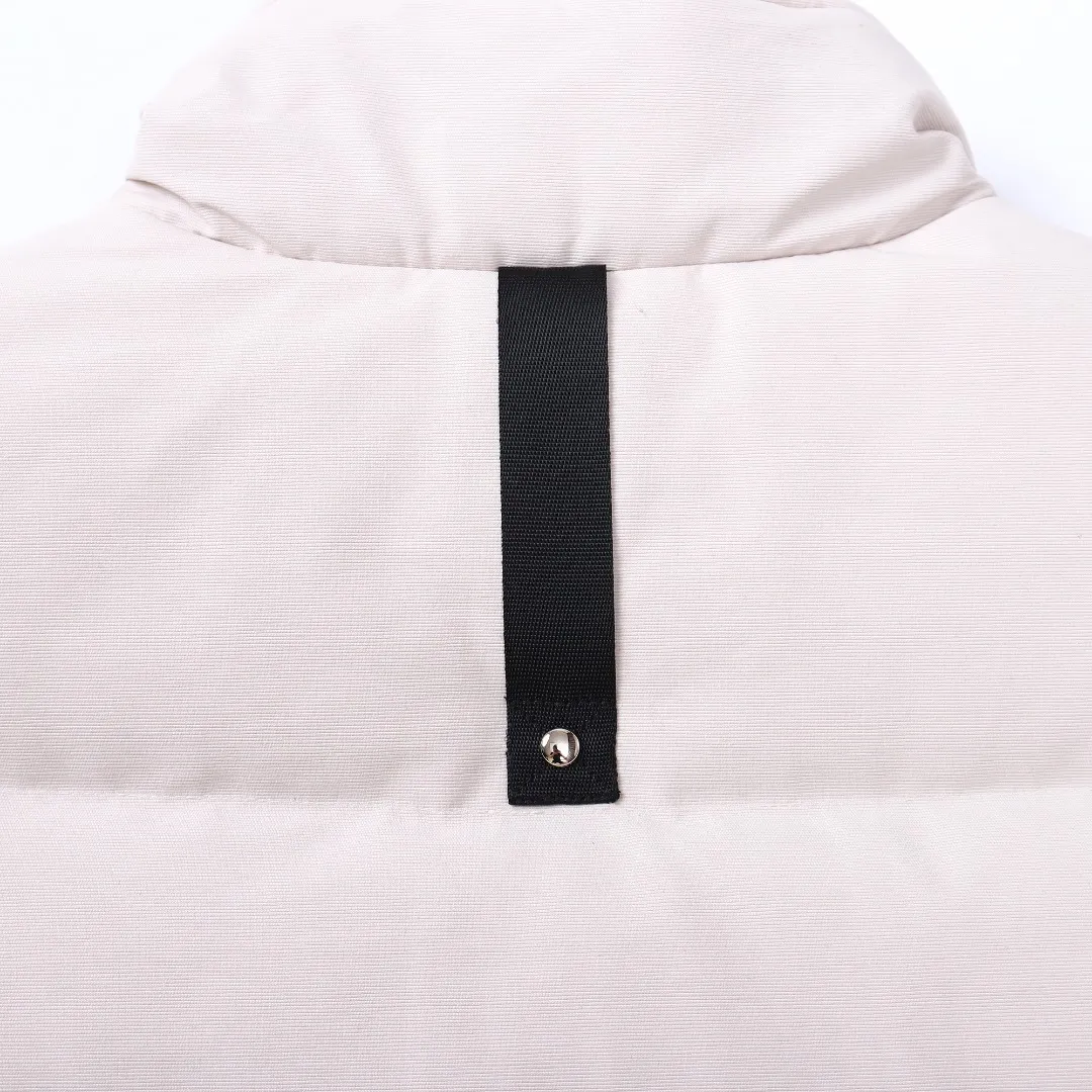 Moose Knuckles Vest Off White Quilted - Image 12