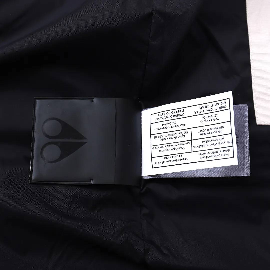 Moose Knuckles Vest Off White Quilted - Image 19