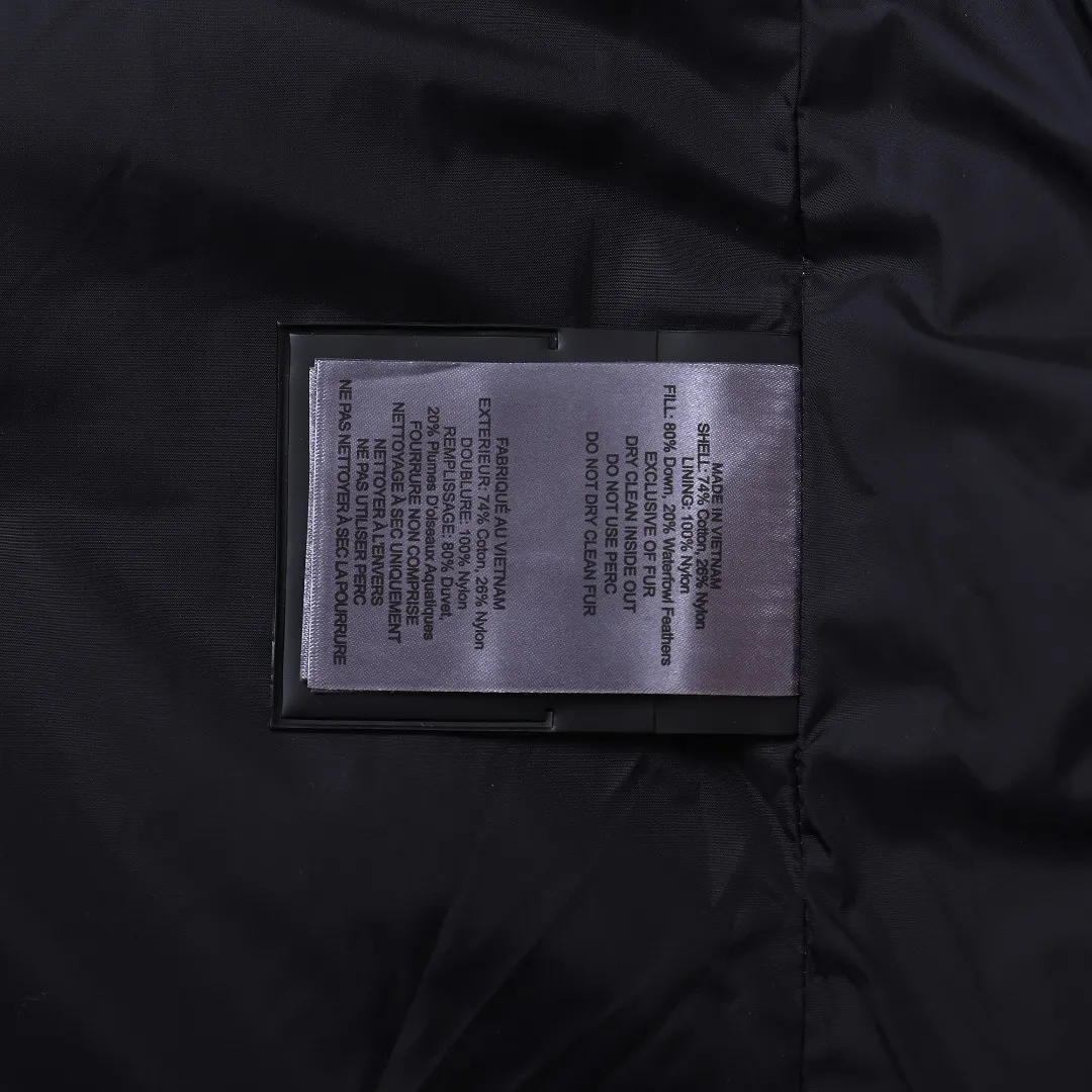 Moose Knuckles Vest Off White Quilted - Image 21