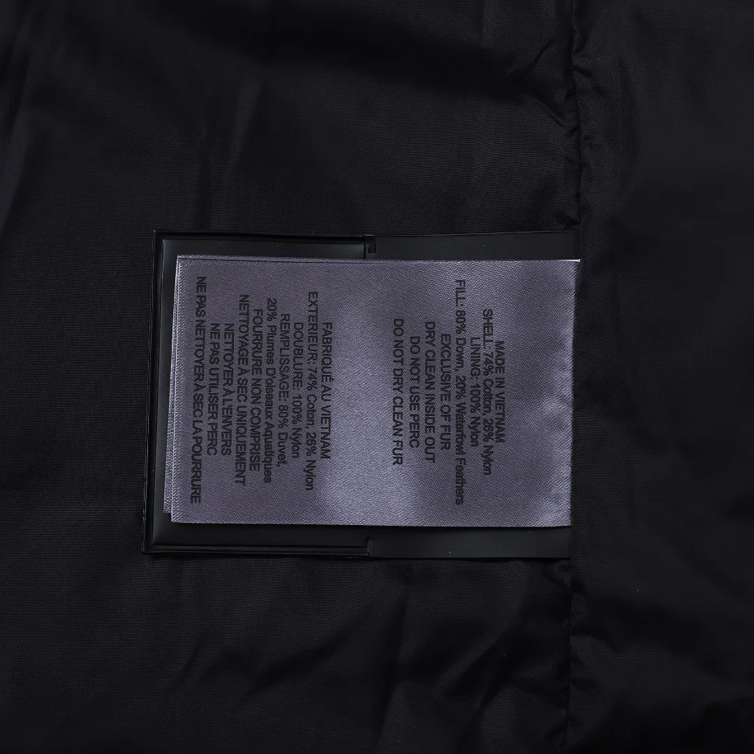 Moose Knuckles Vest Deep Blue Quilted - Image 6