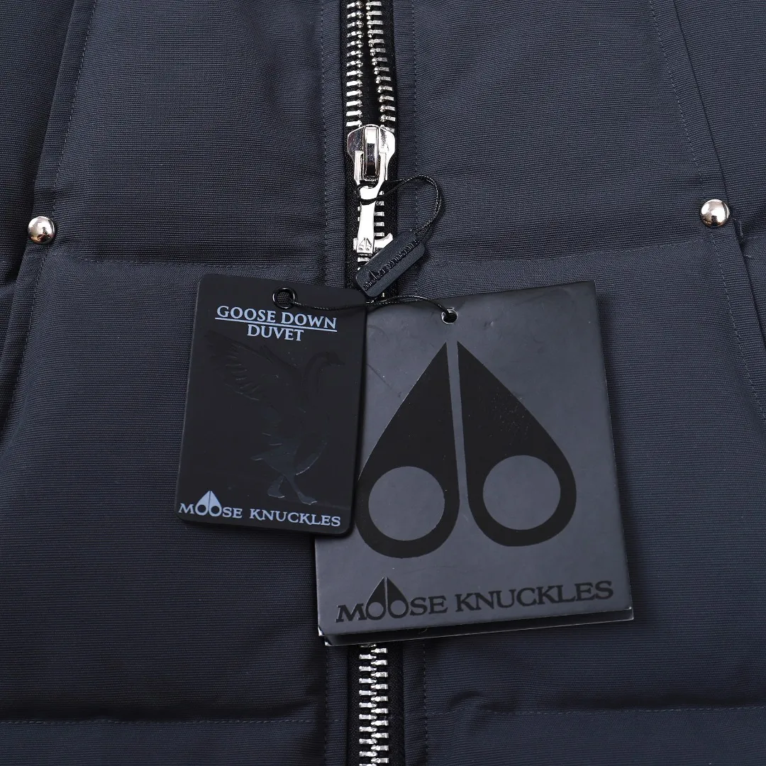 Moose Knuckles Vest Grey Quilted Style - Image 12