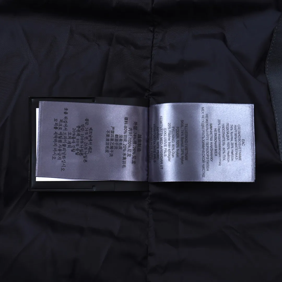 Moose Knuckles Vest Grey Quilted Style - Image 13