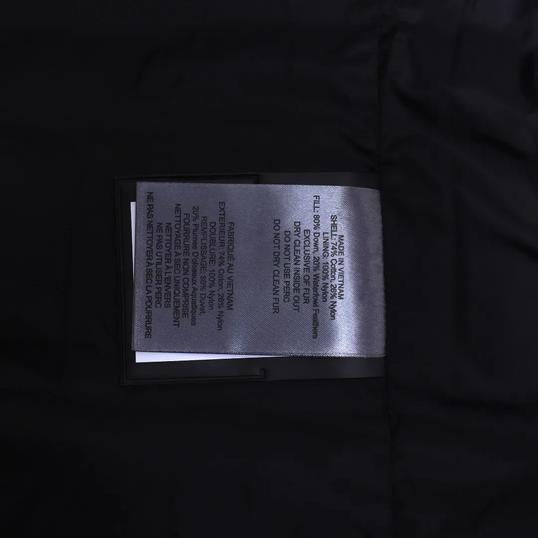 Moose Knuckles Vest Grey Quilted Style - Image 17