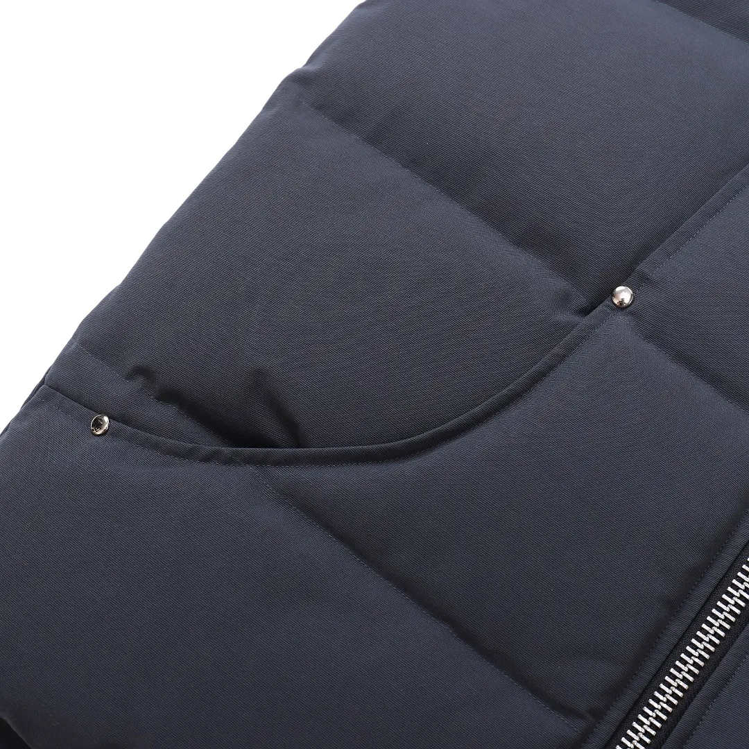 Moose Knuckles Vest Grey Quilted Style - Image 18