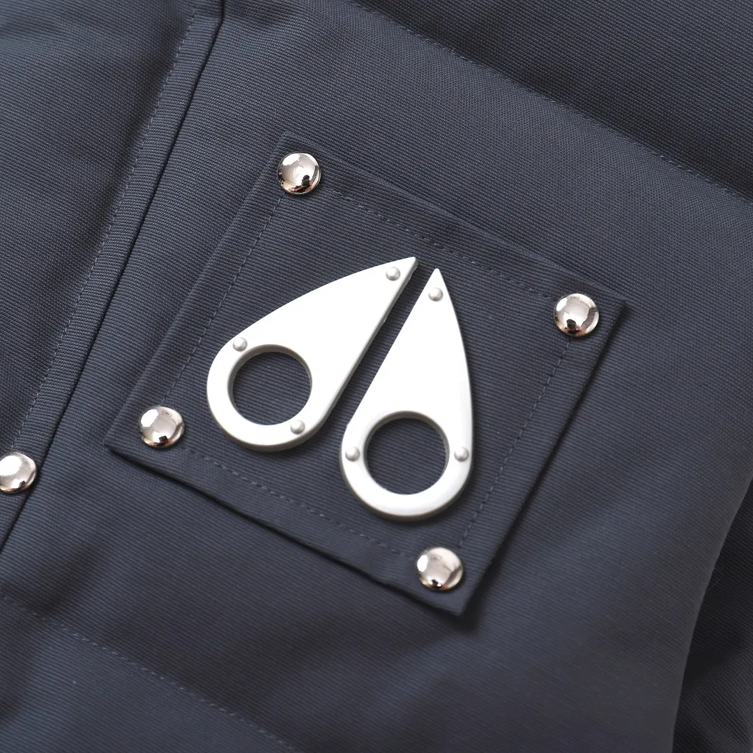 Moose Knuckles Vest Grey Quilted Style - Image 6