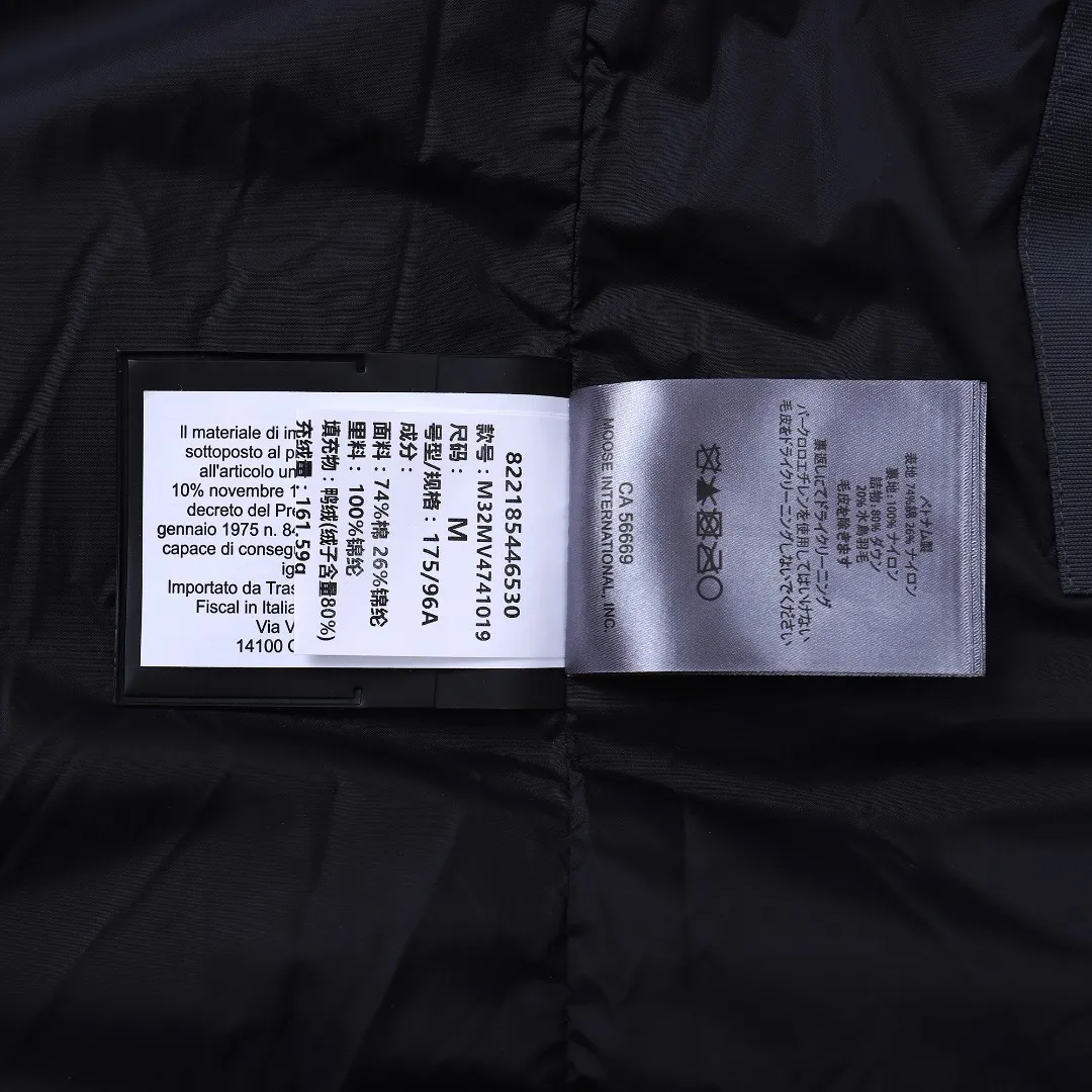 Moose Knuckles Vest Grey Quilted Style - Image 11