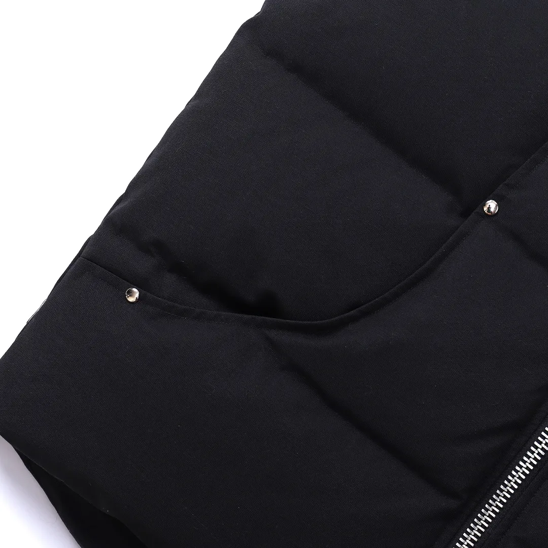 Moose Knuckles Vest Black Quilted Style - Image 16