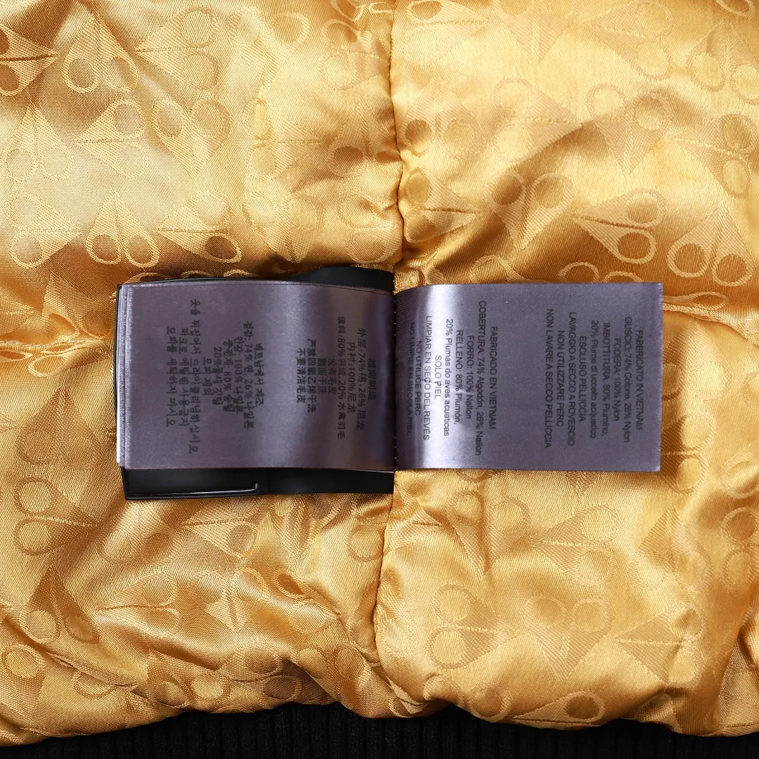 Moose Knuckles Gold Scissor Down Jacket White - Image 21