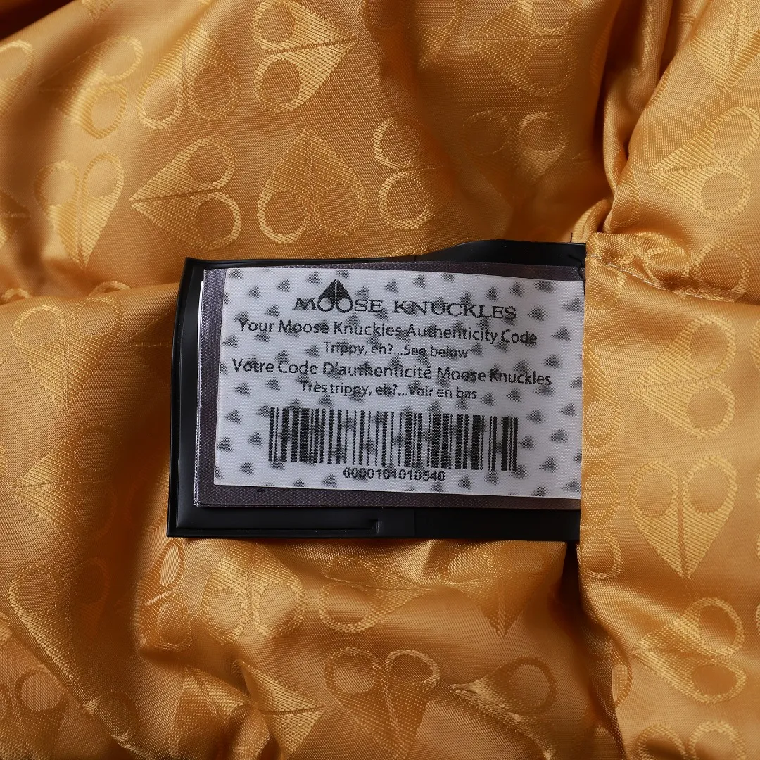 Moose Knuckles Gold Scissor Down Jacket White - Image 24