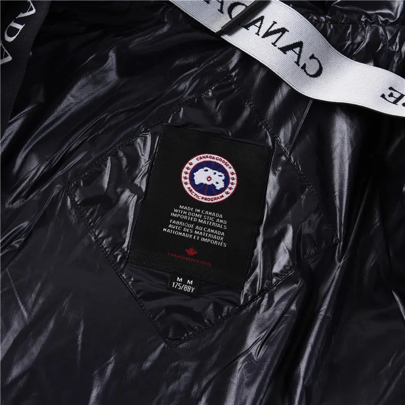 Canada Goose Crofton Puffer Jacket Black Hooded - Image 9