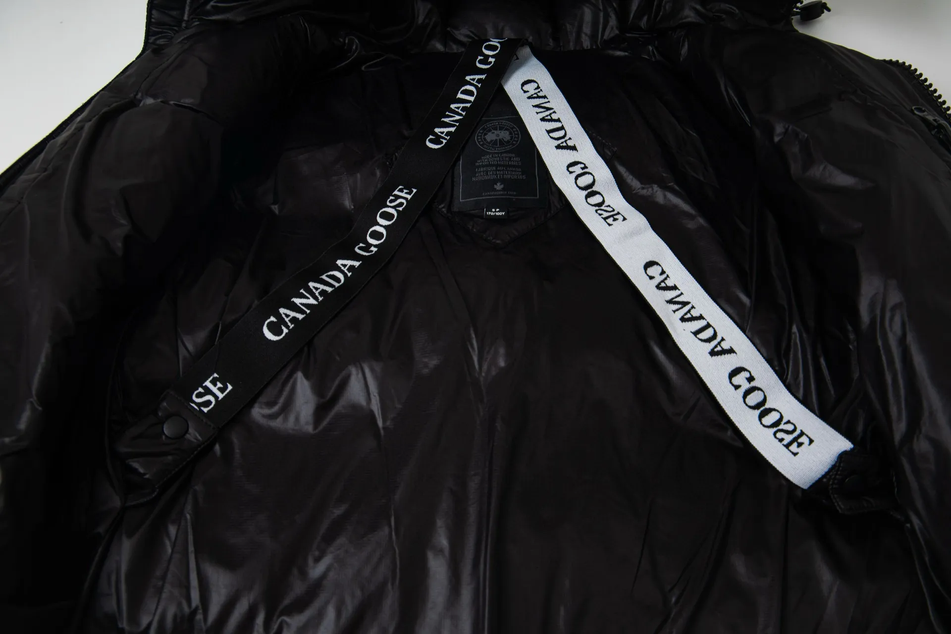 Canada Goose Crofton G122 Black Hooded Jacket - Image 16