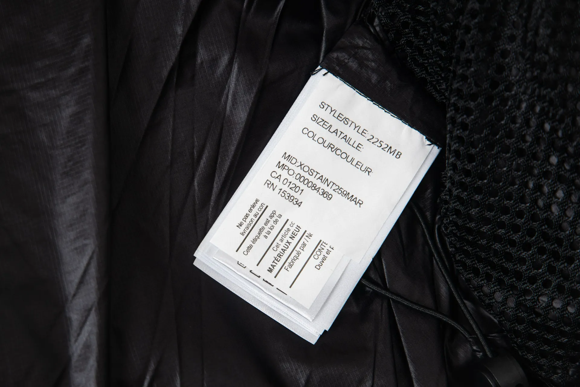 Canada Goose Crofton G122 Black Hooded Jacket - Image 17