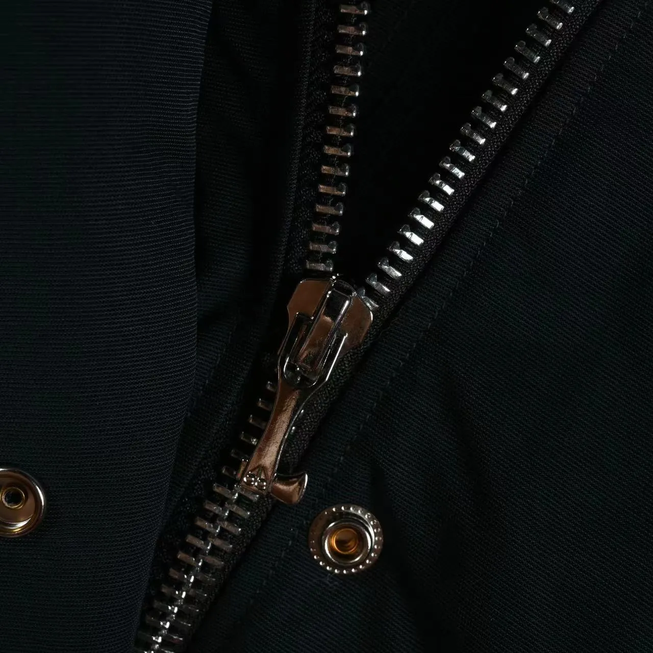 Moose Knuckles Classic Bomber Jacket Navy - Image 8