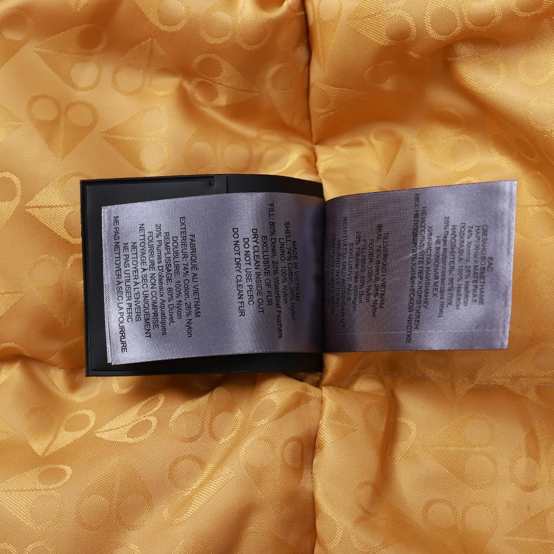 Moose Knuckles 01 Gold Scissor Down Jacket Black - Image 36