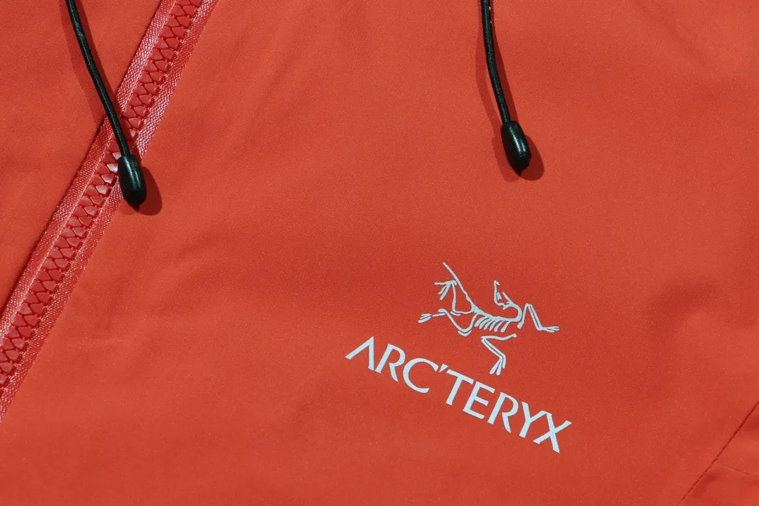 Arcteryx Beta LT Jacket Red Gore-Tex - Image 7