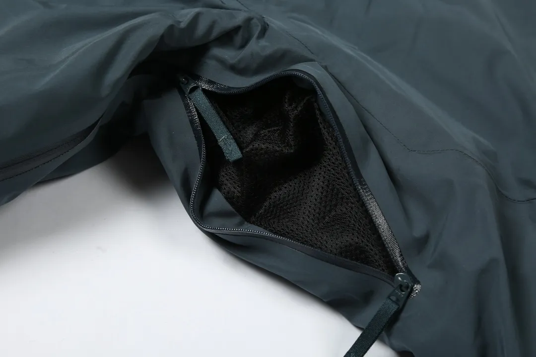 Arcteryx Macai Ancessa Down Jacket Deep Sea Blue - Image 7