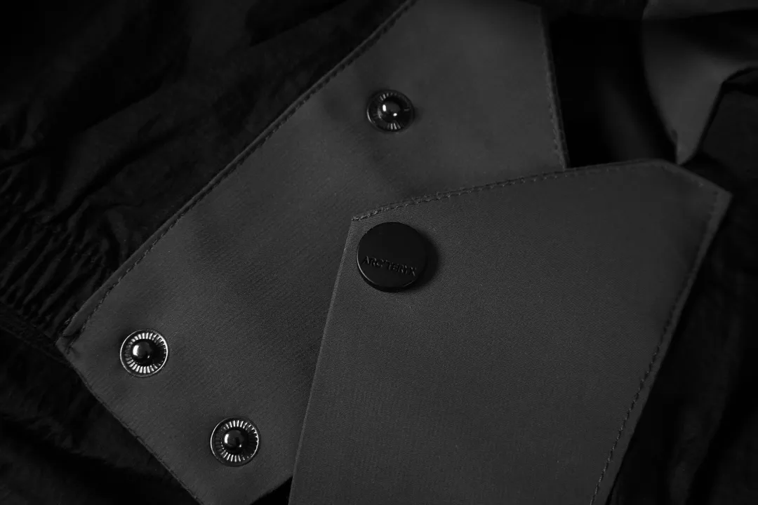 Arc'teryx Macai Ancessa Down Jacket Black - Image 9