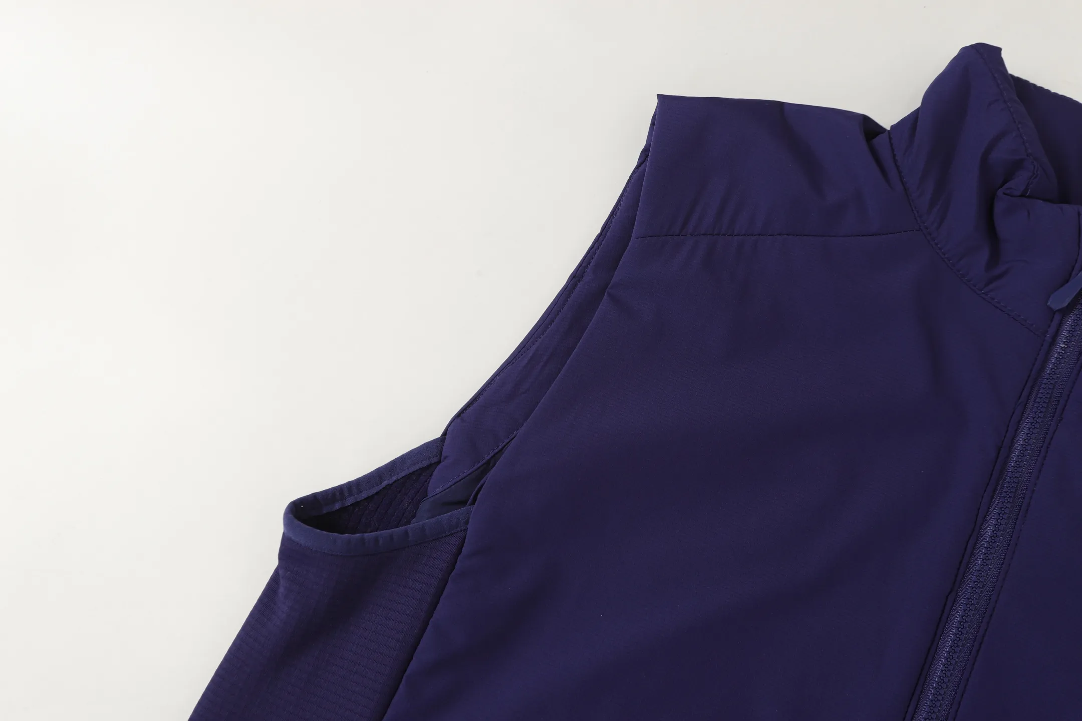 Arcteryx Embroidery Vest Purple Outdoor Style - Image 8