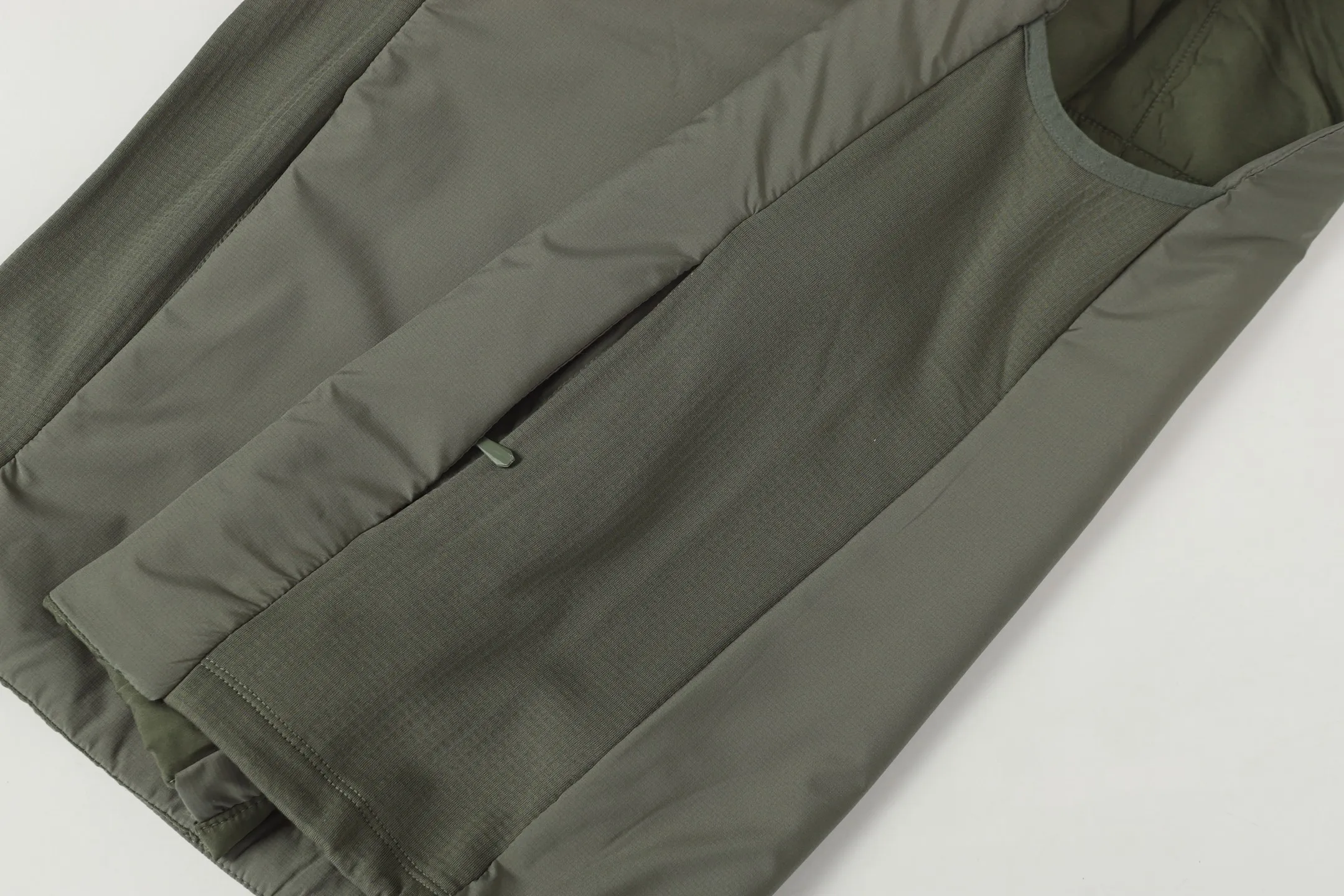 Arcteryx Embroidery Vest Olive Green Style - Image 9