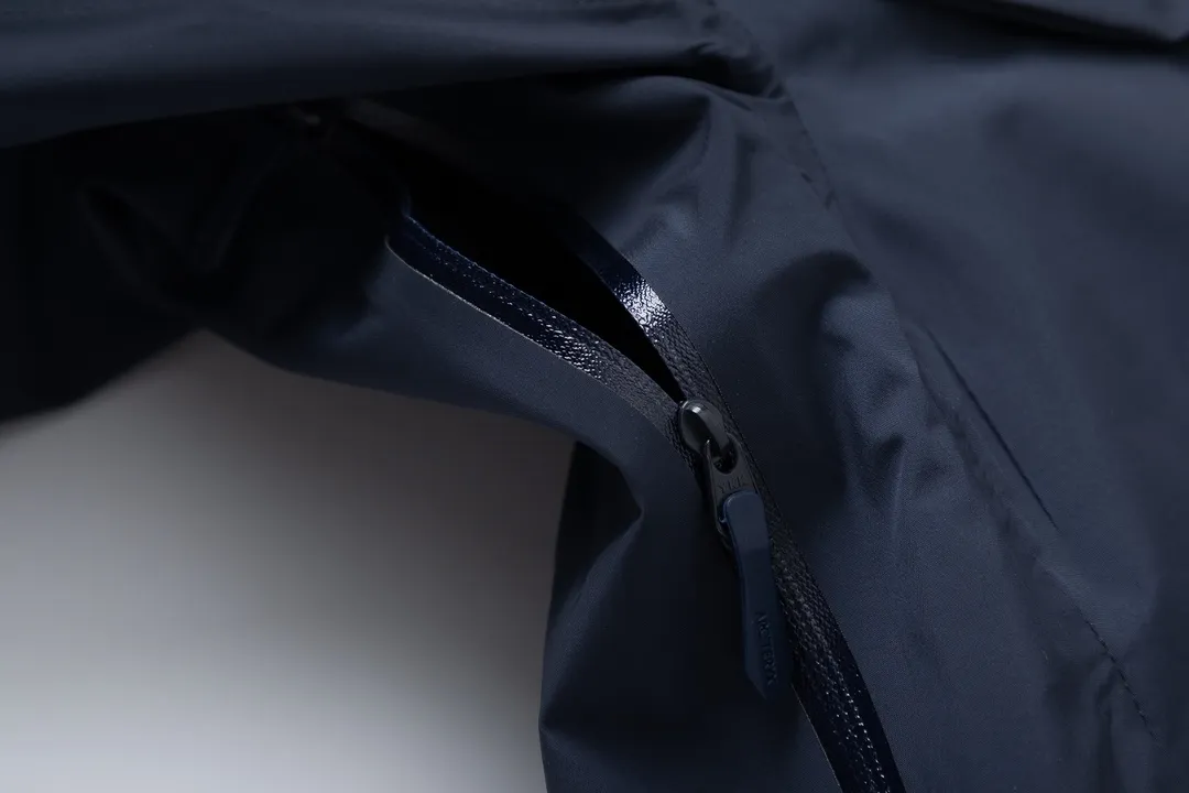 Arc'teryx Macai Jacket GORE-TEX Dark Night Black - Image 6