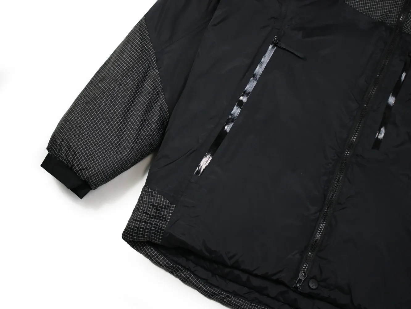 Arc'teryx Alpha Parka Black Down Jacket - Image 4