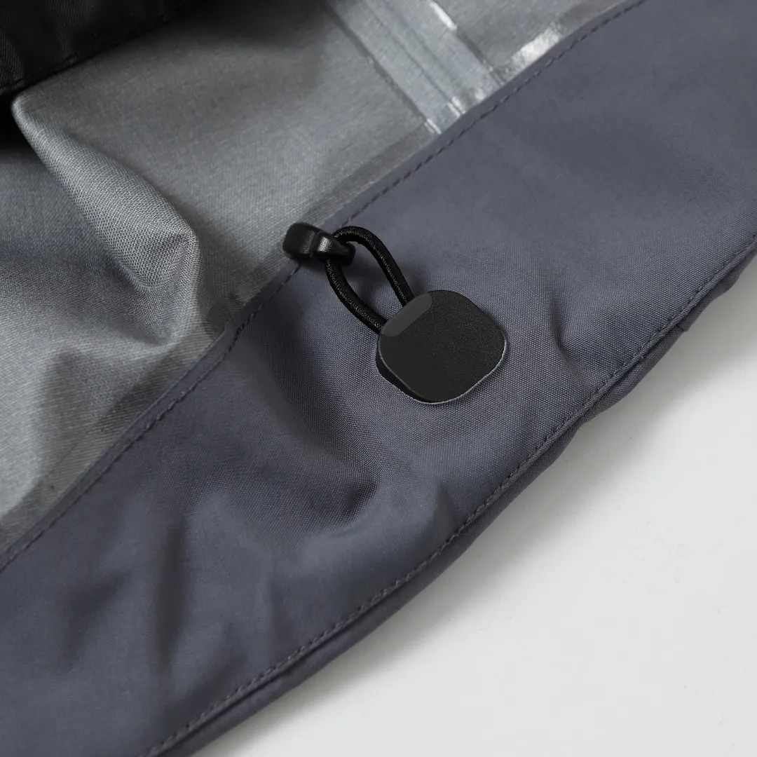 Arcteryx Alpha SV Jacket Black Green Regular - Image 18