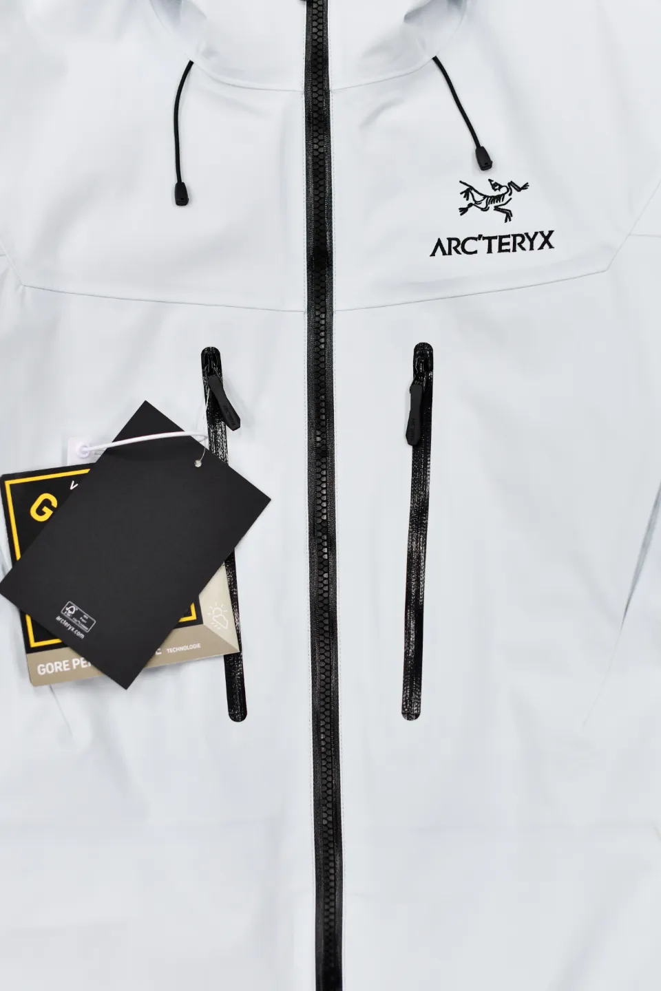 Arc'teryx Alpha SV Jacket Dawn Blue - Image 5