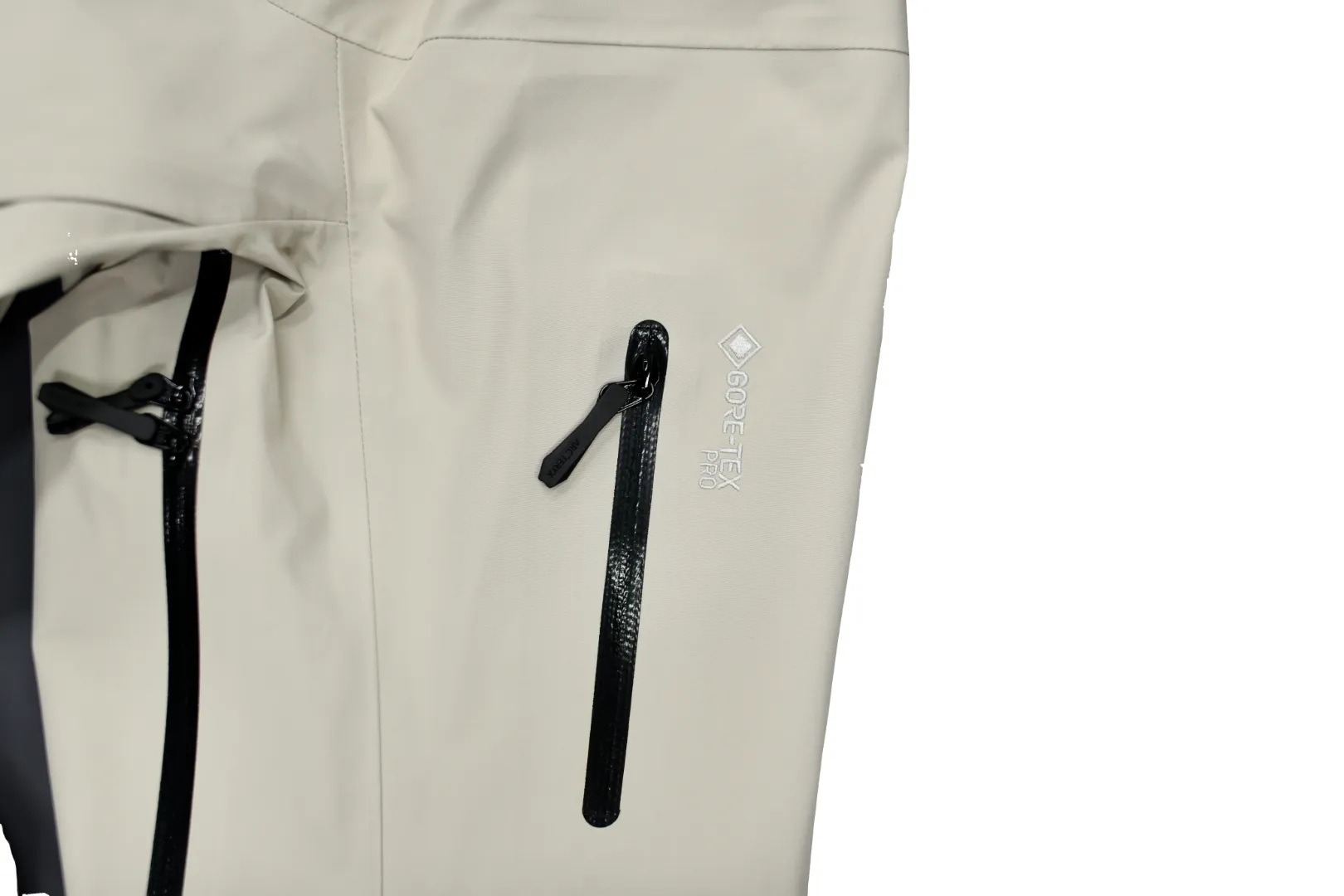 Arcteryx Alpha SV Jacket Ivory White - Image 9