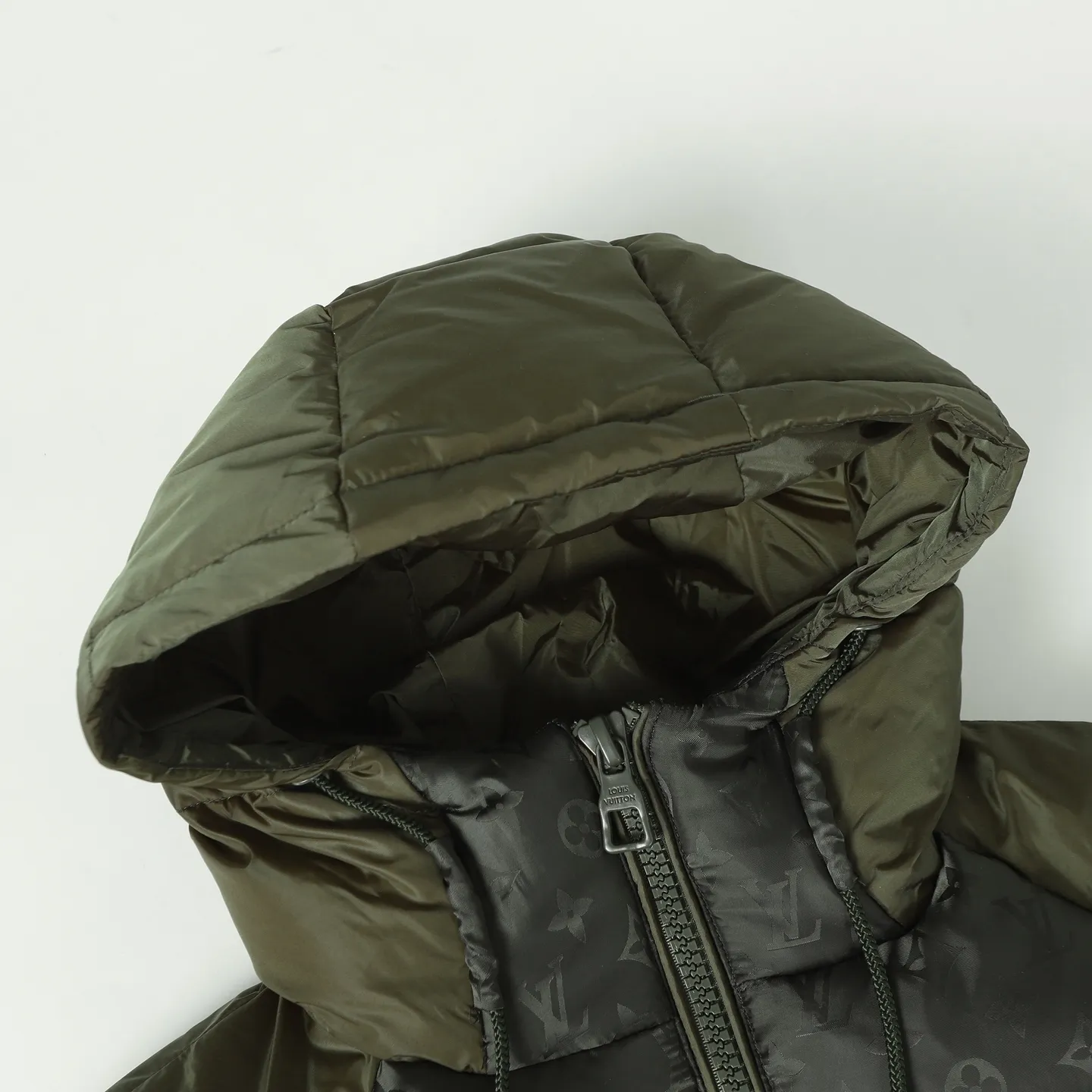 Louis Vuitton Down Jacket Olive Monogram - Image 3